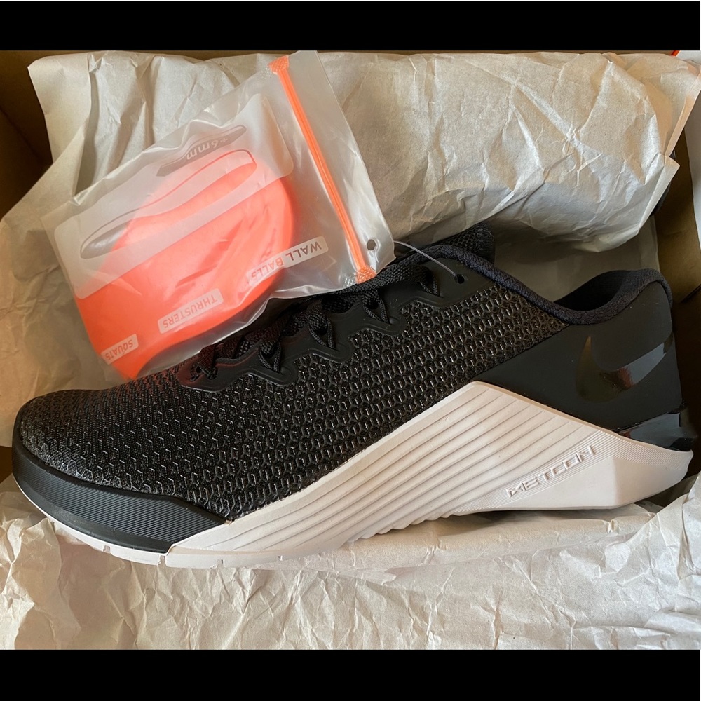 Women’s Nike metcon 5